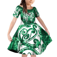 Queensland Maori Kiwi Personalised Family Matching Off Shoulder Short Dress and Hawaiian Shirt Kikirangi Papua Shell Maori Tribal Tattoo LT9 Daughter's Dress Green - Polynesian Pride
