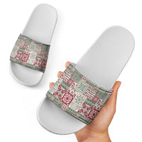 Mele Kalikimaka Hawaii Christmas Slide Sandals Aloha Spirit with Hawaiian Quilt Pattern - Polynesian Pride