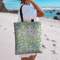 Mele Kalikimaka Hawaii Christmas Tote Bag Omaomao Seamless Floral Motif - Polynesian Pride