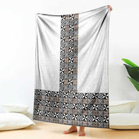 Light Gray Tongan Polynesian Tribal Blanket - Polynesian Pride