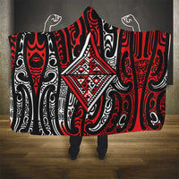 New Zealand Maori Taniko Hooded Blanket Red Kowhaiwhai Puhoro