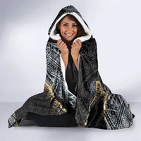 Polynesian Tribal Tattoo Hooded Blanket Dark Marble Pattern