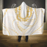 Aloha Lei Onaona Hooded Blanket Beige Hawaiian Tribal Pattern