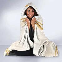 Aloha Lei Mikioi Hooded Blanket Gold Polynesian Tribal Tatau Pattern