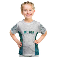 Custom New Zealand Aotearoa Kid T Shirt Green Maori Paua Shell Indigenous - Polynesian Pride