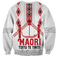 Toitu Te Tiriti Waitangi Sweatshirt White Wharenui House - Polynesian Pride