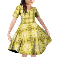 Yellow Hawaiian Quilt Family Matching Off Shoulder Short Dress and Hawaiian Shirt Hawaii Pineapple Monstera Palaka Motifs - Polynesian Pride