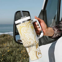 Gold And White Aoteara Horse Racing Tumbler With Handle NZ Maori Pattern
