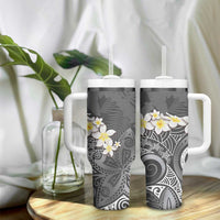 Gray Polynesian Tribal Frangipani Tropical Vibe Tumbler With Handle