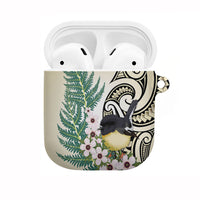 Endemic Tomtit New Zealand AirPods Case Miromiro Manuka Silver Fern Maori Pattern