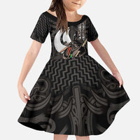 Aotearoa Hei Matau Family Matching Puletasi and Hawaiian Shirt Haka Kiwi Mix Maori Mangopare LT14 Daughter's Dress Black - Polynesian Pride