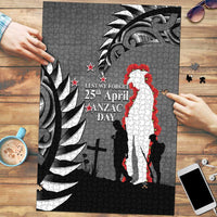 New Zealand ANZAC Day Puzzle 25th April Silver Fern With Poppy - Polynesian Pride