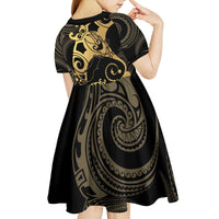 Black And Gold Aotearoa Whai Kid Short Sleeve Dress NZ Stingrays Maori Curves Style