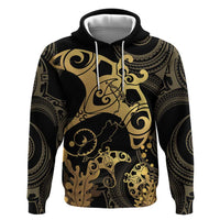 Black And Gold Aotearoa Whai Zip Hoodie NZ Stingrays Maori Curves Style LT14 Pullover Hoodie Gold - Polynesian Pride