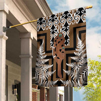 New Zealand Garden Flag Maori Maripi Knife With Poutama Art