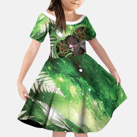 Piwakawaka New Zealand Christmas In July Kid Short Sleeve Dress NZ Aroha Koru Fern Marble Vibes LT14 KID Green - Polynesian Pride