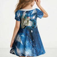 Sulphur-crested Cockatoo New Zealand Christmas In July Kid Short Sleeve Dress NZ Aroha Koru Fern Marble Vibes LT14 - Polynesian Pride