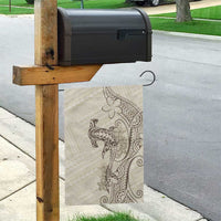 Beige Hawaii Garden Flag Hammerhead Shark Tattoo Curve Polynesian - Polynesian Pride