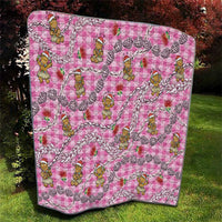 Pink Palaka Hawaii Mele Kalikimaka Quilt Ohia Lehua Shell Leis Funny Gingerbread Santa - Polynesian Pride