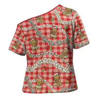 Red Palaka Hawaii Mele Kalikimaka Cross Shoulder Shirt Ohia Lehua Shell Leis Funny Gingerbread Santa - Polynesian Pride