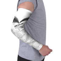 Custom New Zealand Silver Fern Football Arm Sleeves Go Aotearoa Grunge White - Polynesian Pride
