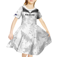 Custom New Zealand Silver Fern Football Kid Short Sleeve Dress Go Aotearoa Grunge White - Polynesian Pride