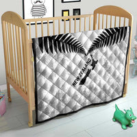 Custom New Zealand Silver Fern Football Quilt Go Aotearoa Grunge White - Polynesian Pride