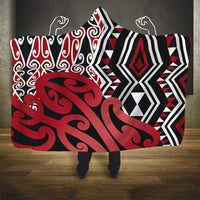 New Zealand Hooded Blanket Aotearoa Kowhaiwhai Mix Taniko Art - Red