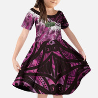 Pink Traditional Cloak Aotearoa Kid Short Sleeve Dress Maori Paua Shell Korowai Pattern