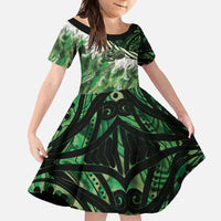 Green Traditional Cloak Aotearoa Family Matching Mermaid Dress and Hawaiian Shirt Maori Paua Shell Korowai Pattern LT14 Daughter's Dress Green - Polynesian Pride