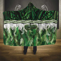 Green Traditional Cloak Aotearoa Hooded Blanket Maori Paua Shell Korowai Pattern