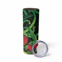 New Zealand Gecko Skinny Tumbler Aotearoa Maori With Pohutukawa Flowers