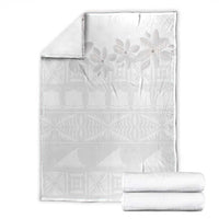 Tokelau White Sunday Blanket Polynesian Pattern Gardenia Thunbergia