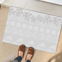 Tokelau White Sunday Rubber Doormat Polynesian Pattern Gardenia Thunbergia