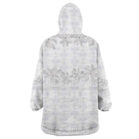 Tokelau White Sunday Wearable Blanket Hoodie Polynesian Pattern Gardenia Thunbergia