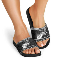 New Zealand Christmas Rugby Personalised Slide Sandals Meri Kirihimete All Black Maori - Polynesian Pride