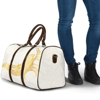 Polynesia White Sunday Travel Bag Polynesian Tattoo Plumeria Hibiscus Gold