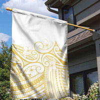 Polynesia White Sunday Garden Flag Plumeria Polynesian Tribal Gold Color - Polynesian Pride