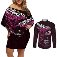 New Zealand Matariki Couples Matching Off Shoulder Short Dress and Long Sleeve Button Shirt Maori New Year Silver Fern And Lizard - Pink LT14 Pink - Polynesian Pride