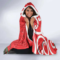 Personalized New Zealand Pukeko Christmas Hooded Blanket Meri Kirihimete Taniko Ponga Koru Red - Polynesian Pride