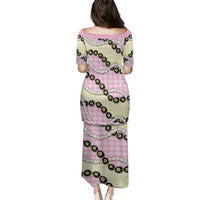 Pink Palaka Hawaii Family Matching Puletasi and Hawaiian Shirt Kukui Nut Pikake Lei Hawaiian Tapa Pattern - Polynesian Pride