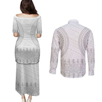 Niue White Sunday Couples Matching Puletasi and Long Sleeve Button Shirt Tapu Fanau Ia Puakenikeni Hiapo Pattern - Polynesian Pride