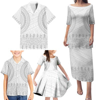 Niue White Sunday Family Matching Puletasi and Hawaiian Shirt Tapu Fanau Ia Puakenikeni Hiapo Pattern - Polynesian Pride