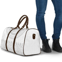 Niue White Sunday Travel Bag Tapu Fanau Ia Puakenikeni Hiapo Pattern - Polynesian Pride