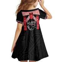 Toitu Te Tiriti O Waitangi Kid Short Sleeve Dress Maori Wharenui With Taniko Motifs LT14 - Polynesian Pride