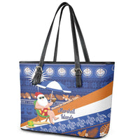 Marshall Islands Christmas Leather Tote Bag Beachy Santa Monono ilo raaneoan Nejin - Polynesian Pride
