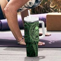 New Zealand Skull Darts Tumbler With Handle Aotearoa Maori Chest Tattoo Stylized Green - Polynesian Pride