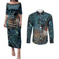 New Zealand Tui Bird Taiaha Couples Matching Puletasi and Long Sleeve Button Shirt Maori Weapon Paua Shell Mix Silver Fern LT14 Turquoise - Polynesian Pride