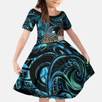 New Zealand Tui Bird Taiaha Kid Short Sleeve Dress Maori Weapon Paua Shell Mix Silver Fern LT14 KID Turquoise - Polynesian Pride