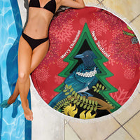 New Zealand Christmas In July Beach Blanket Kowhai Tui Bird With Pohutukawa - Red